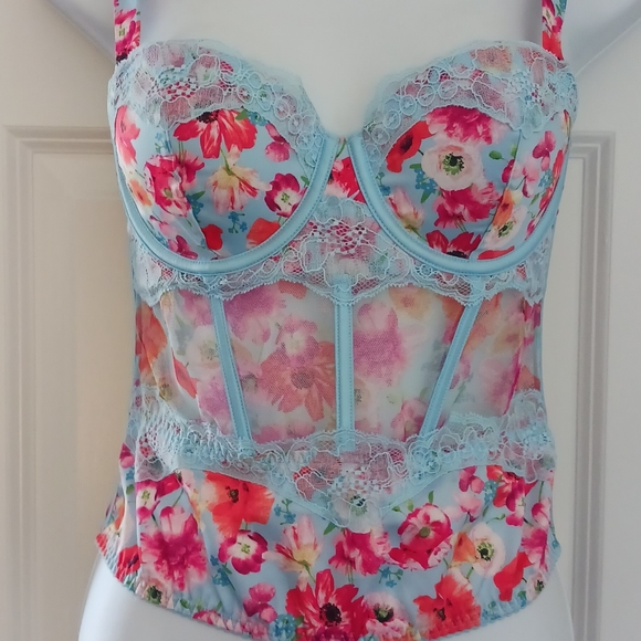 Victoria's Secret Intimates & Sleepwear New Very Sexy Floral Lace